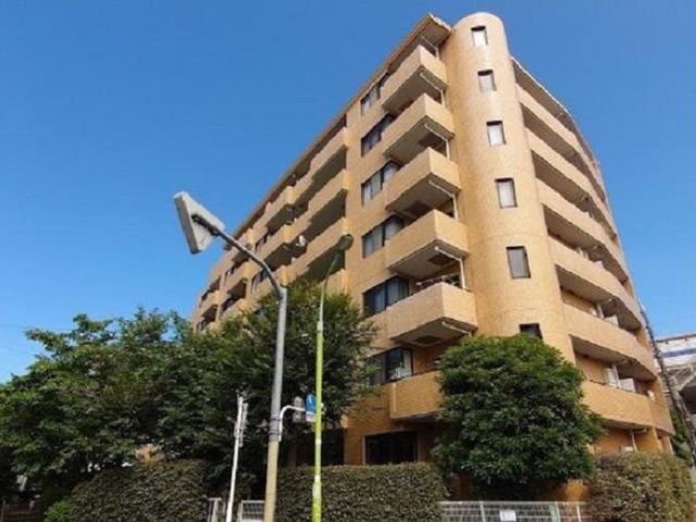 ベルベシティ用賀206の外観