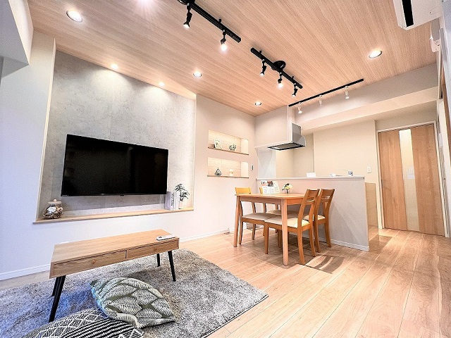 三軒茶屋ダイヤモンドマンション204の室内1