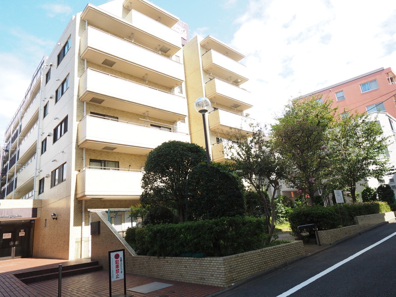 ライオンズマンション用賀台304の外観