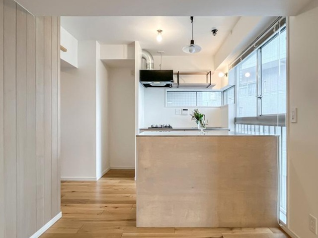 ライオンズマンション三軒茶屋7階の室内1
