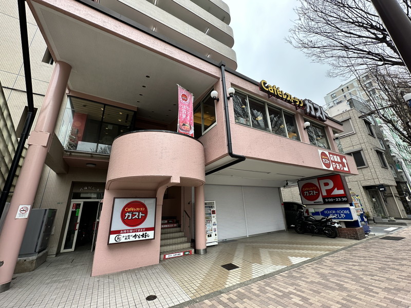 アデニウム学芸大学3階の室内8