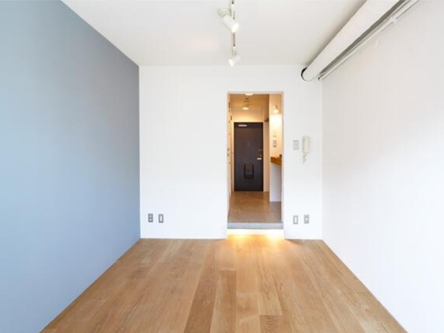 ルーブル三軒茶屋4階部分の室内3