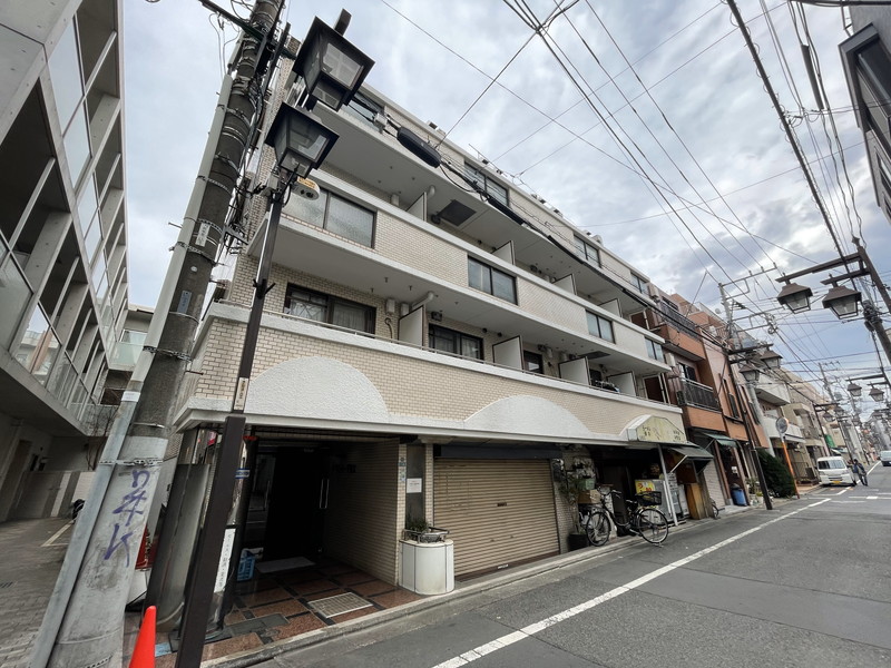 センチュリー学芸大学4階の室内1