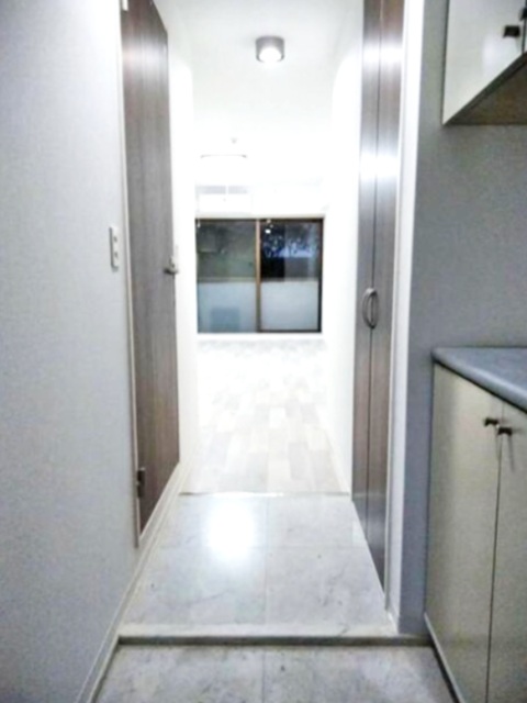 ロイヤルアーバン駒場東大1階の室内10