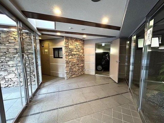 グランパーク深沢4階の室内3