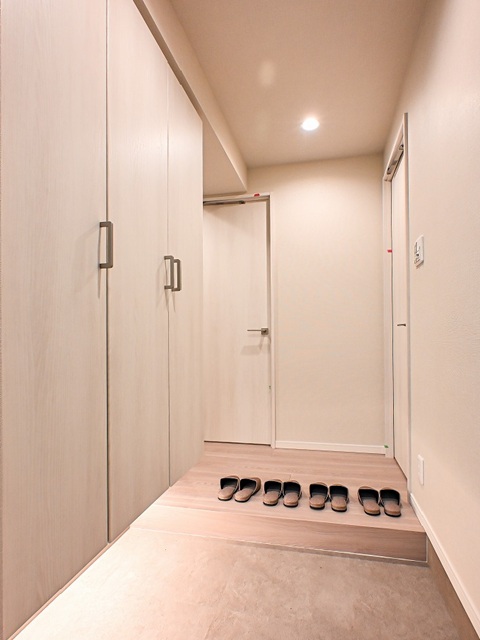 ライオンズスクエア用賀8階の室内13