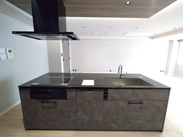 ストークグラン深沢2階の室内3