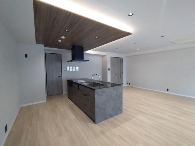 ストークグラン深沢2階の室内2