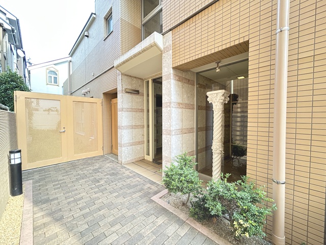 マートルコート自由が丘Ⅱ4階の室内2