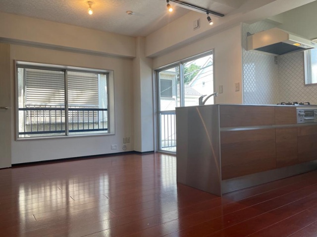 ドミール駒沢2階の室内1