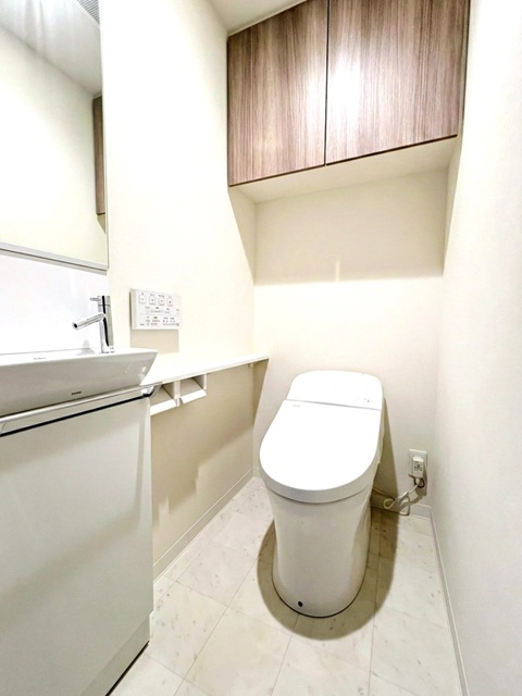 プレシス三軒茶屋4階の室内9