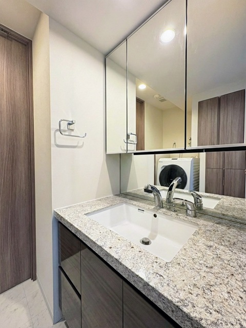 プレシス三軒茶屋4階の室内7