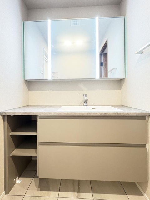 世田谷弦巻ハイム1階の室内5