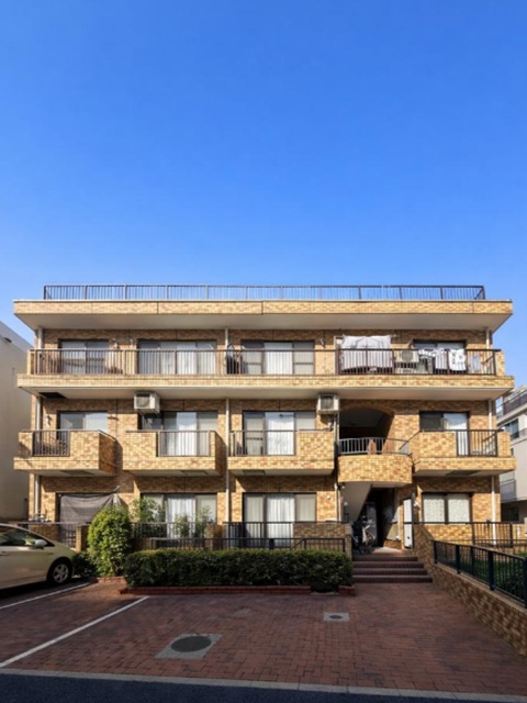 南青山グリーンハウス2階の室内8