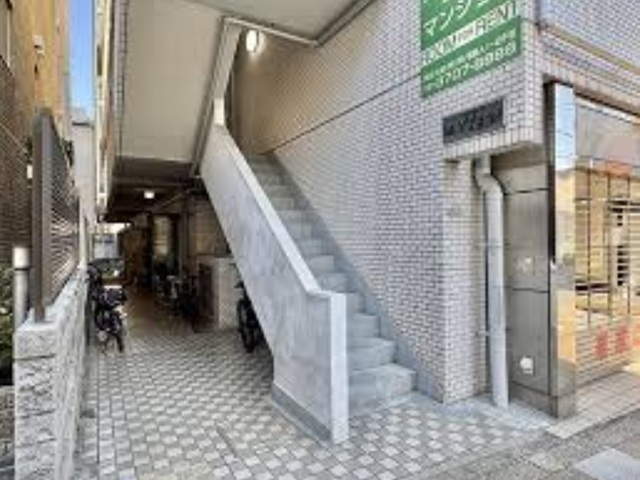 ダイヤアクティ三軒茶屋5階の室内3