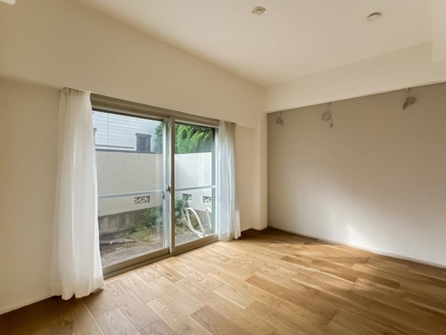 豊栄新都心マンション1階の室内2