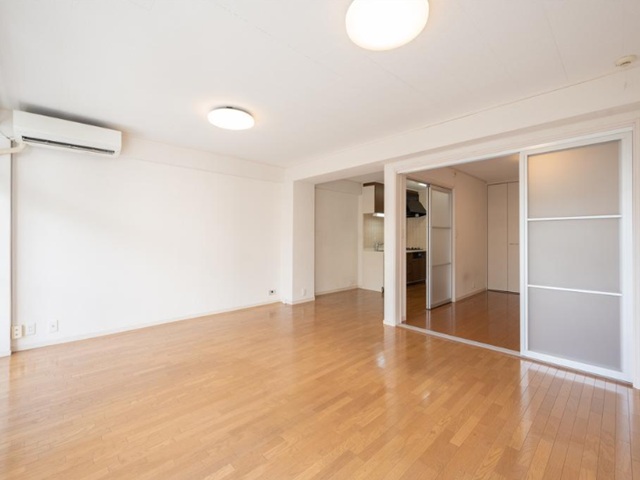 マンション西目黒苑2階の室内5