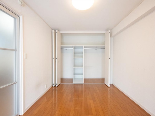 マンション西目黒苑2階の室内6