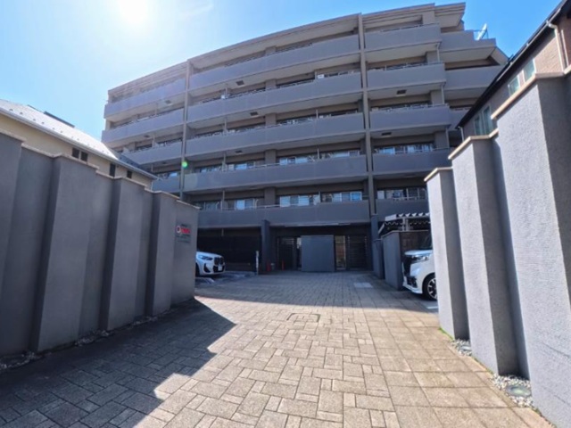 日神パレステージ代々木公園1階の室内10