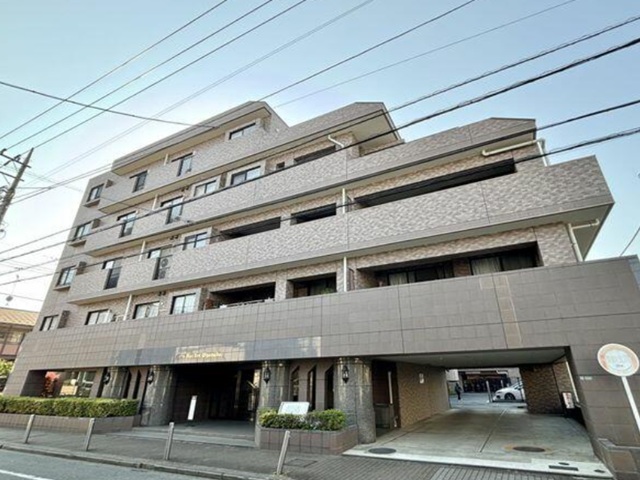 ライオンズガーデン尾山台1階の室内1