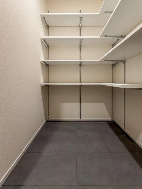 代々木ハイライズ2階の室内12